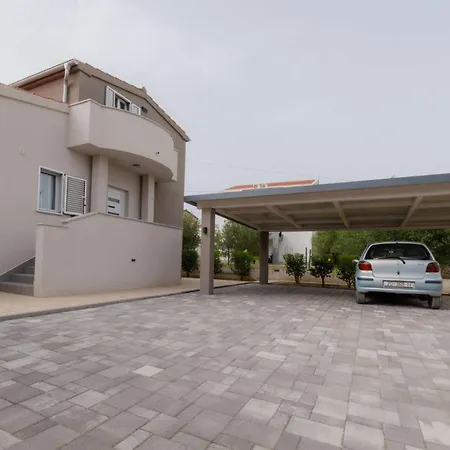 Villa Mare Mar With Pool Zara